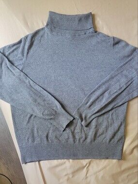 H&M Grey Turtleneck Sweater - Classic Comfort